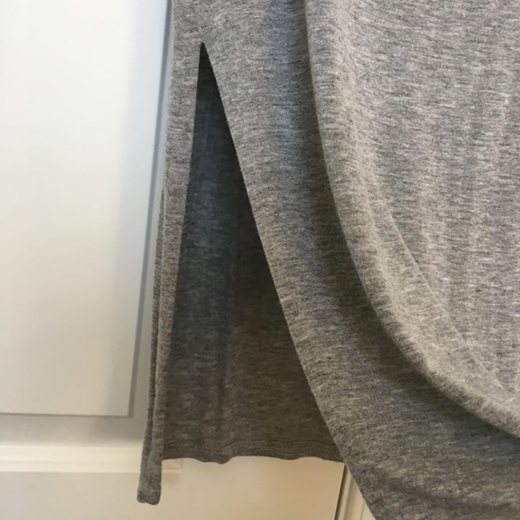 Gray Top - Picture 4 of 4